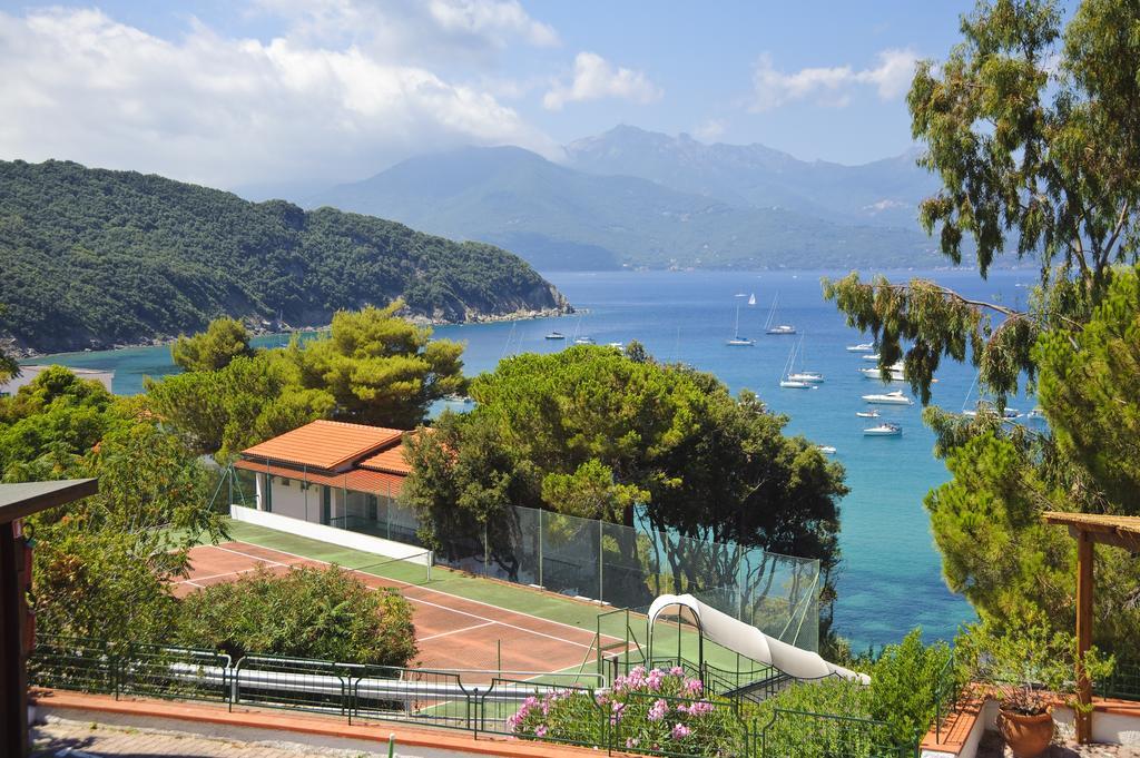 Hotel Paradiso Portoferraio Exterior photo